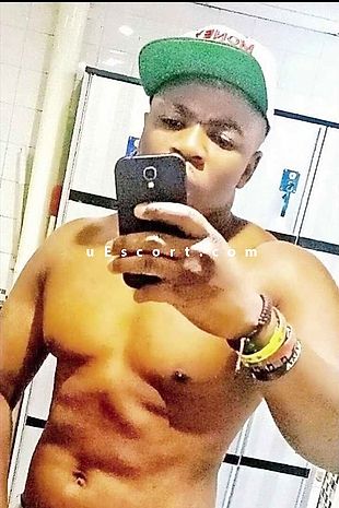 Maxwell - Escort Males London