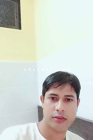 Prem - Escort Males Bell Busk