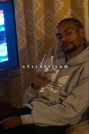Hot chocolate - Escort Males London