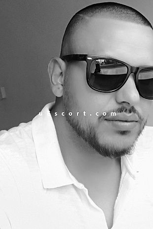 Nejniq - Escort Males London