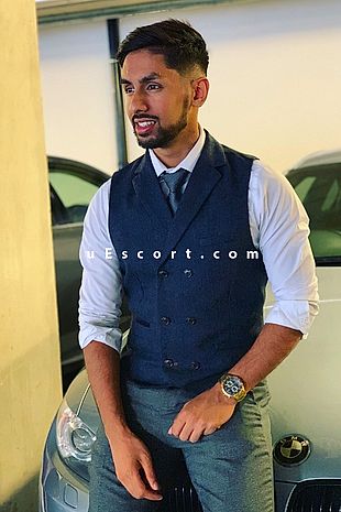Hendrix - Escort Males London
