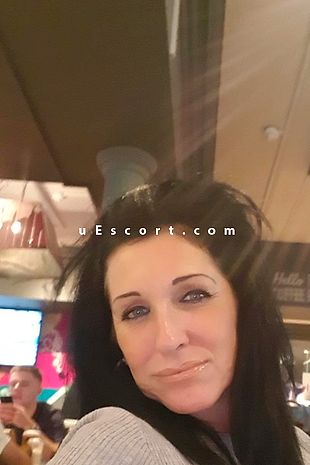 personality - Escort girls Glasgow