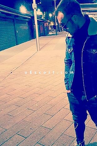 Beleaua - Male escorts Essex