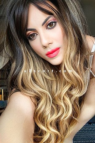 Rosalia - Trans / TS Escort London