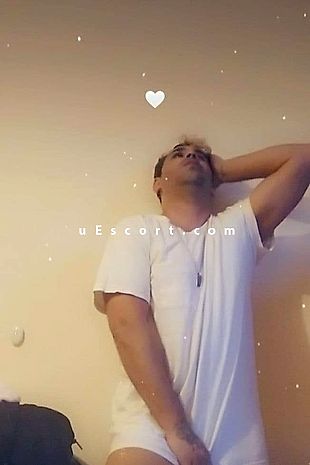 Nykolas - Male escorts Telford