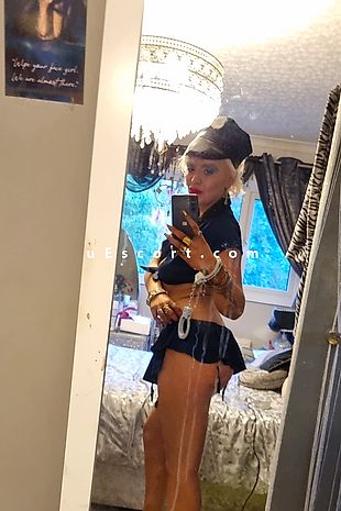 Star21 - Escort girls Bridgend