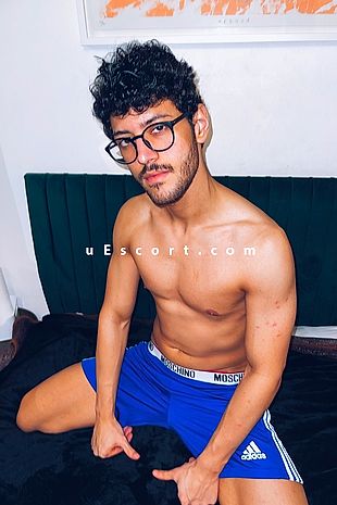 Alejandrojr - Male escorts London