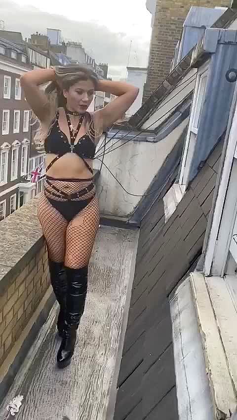Antonella Andrade Video Background