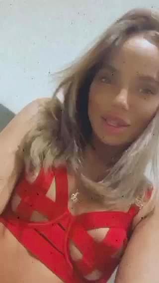 Tina Video Background
