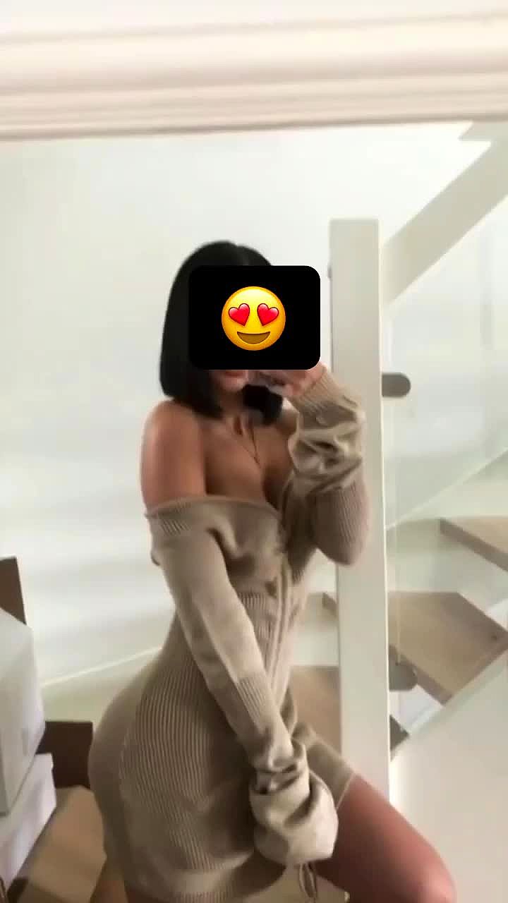 Latiina Video Background