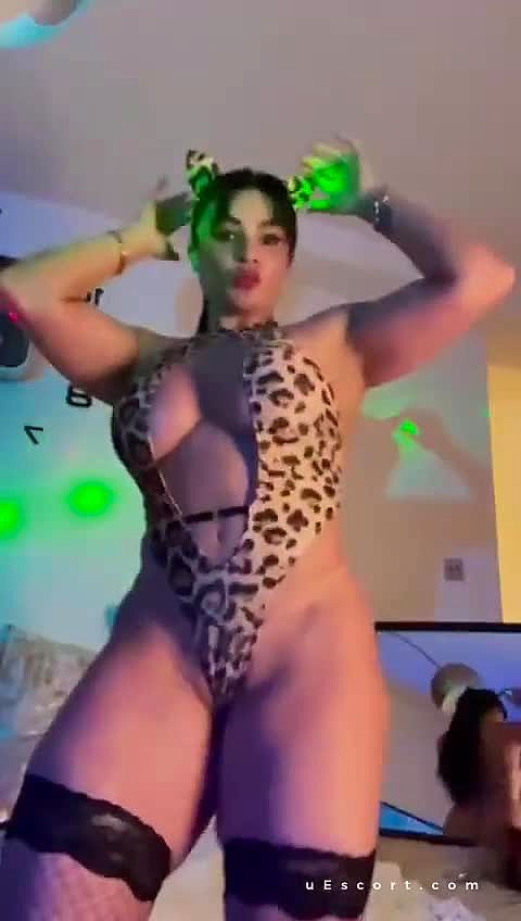 Michelli Video Background