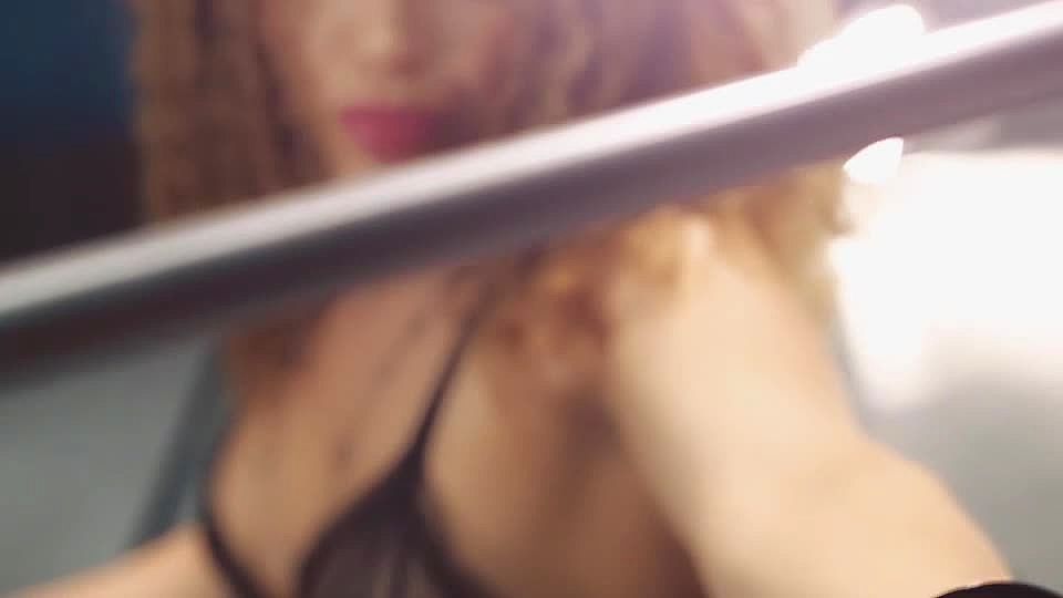 Sexy TS Isabela Video Background