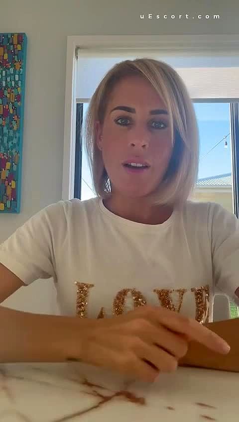 Ms Emma Louise Video Background