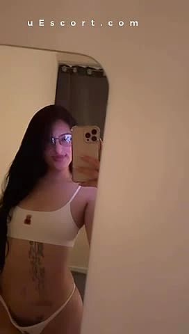 BRAZILIAN BEST MASSAGE Video Background