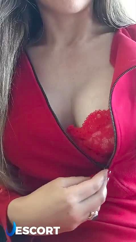 Nina Hyde Video Background