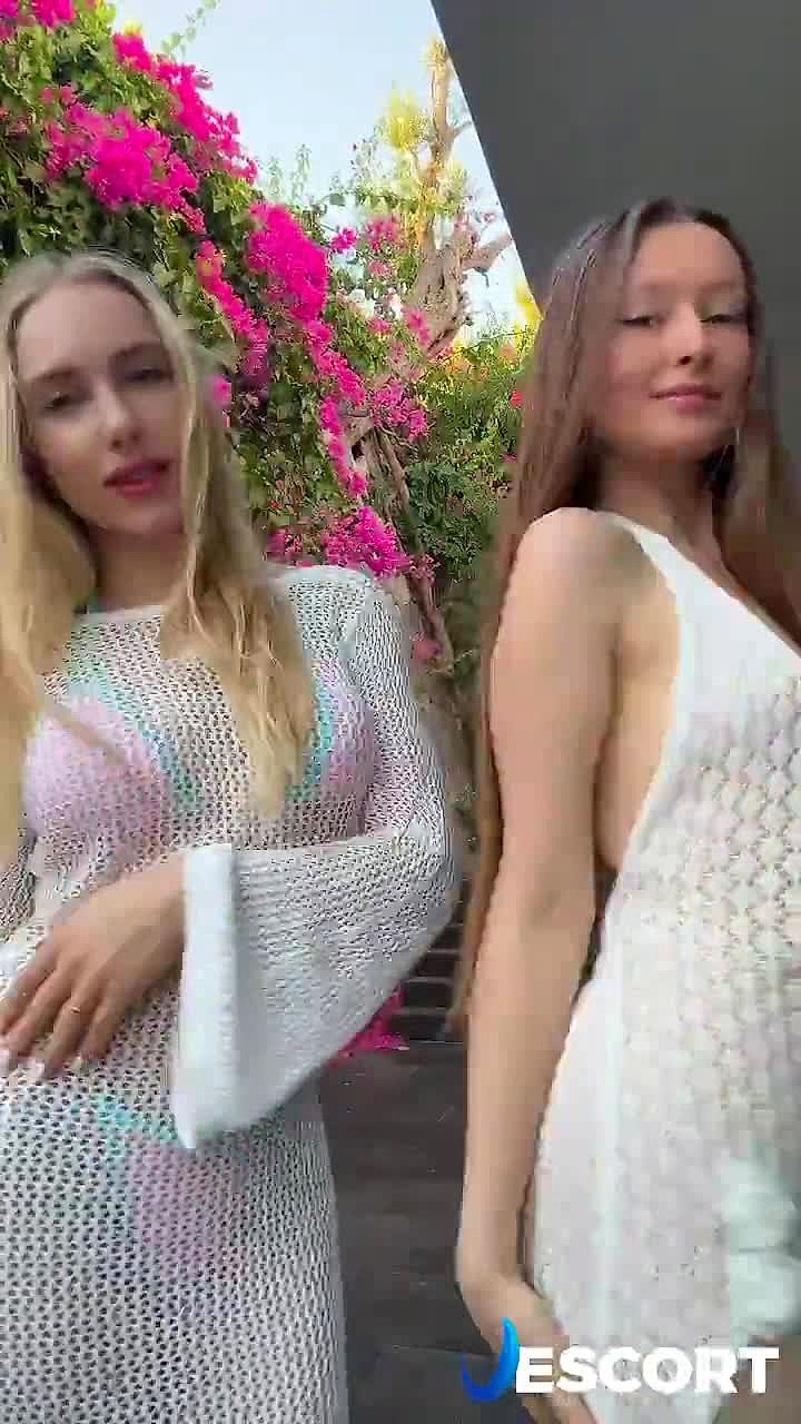 Elizabeth Video Background