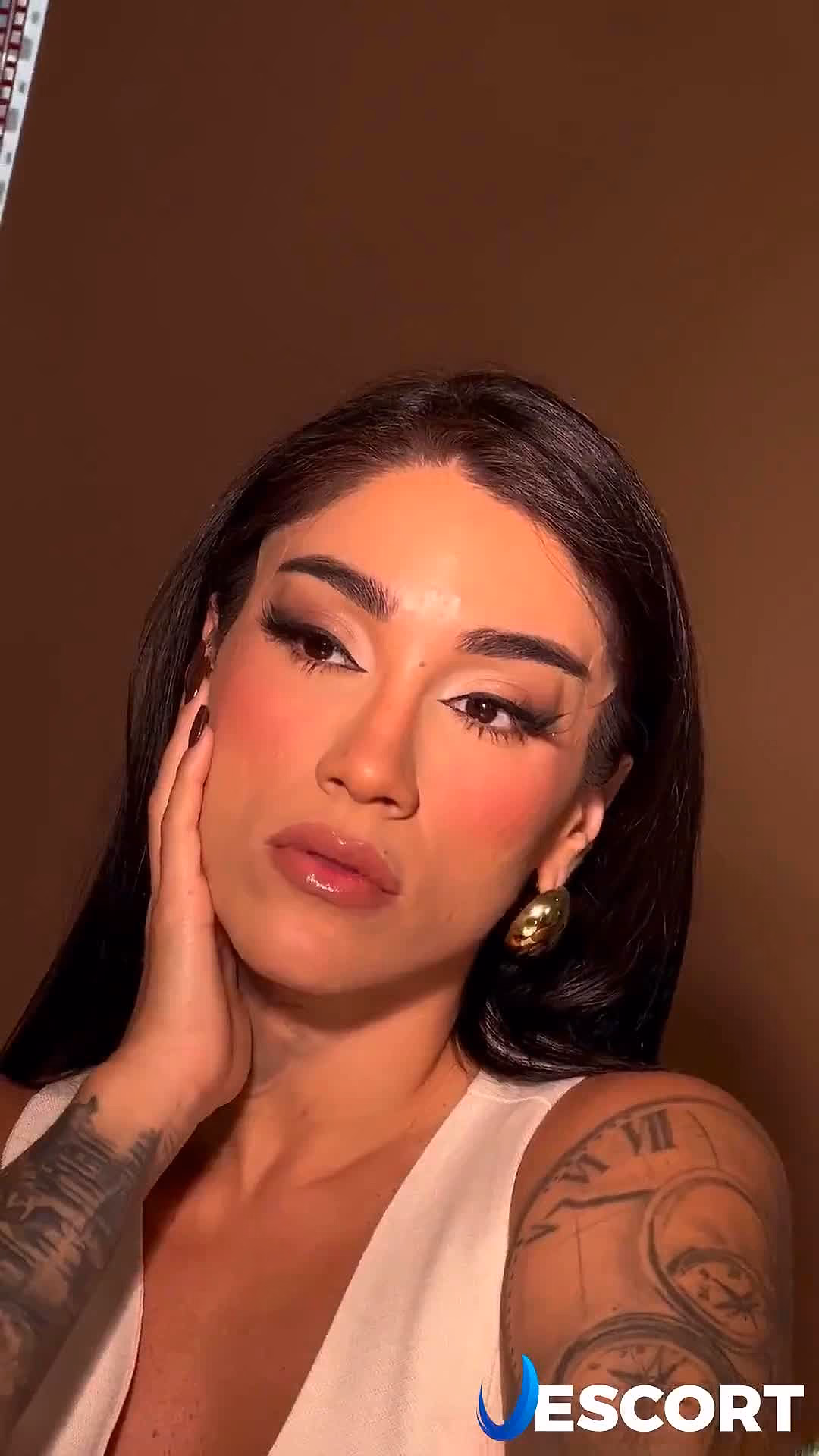 Sasha Video Background