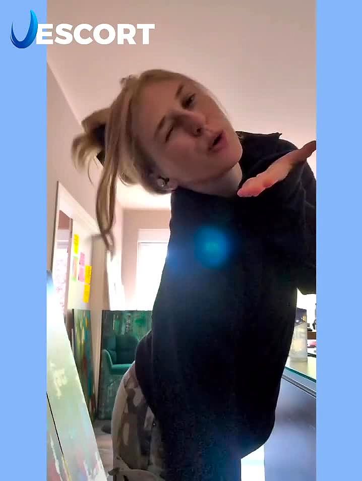 Stella Video Background