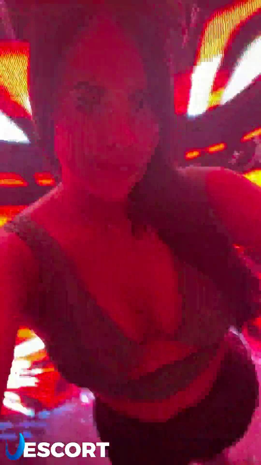 Afrodita Video Background