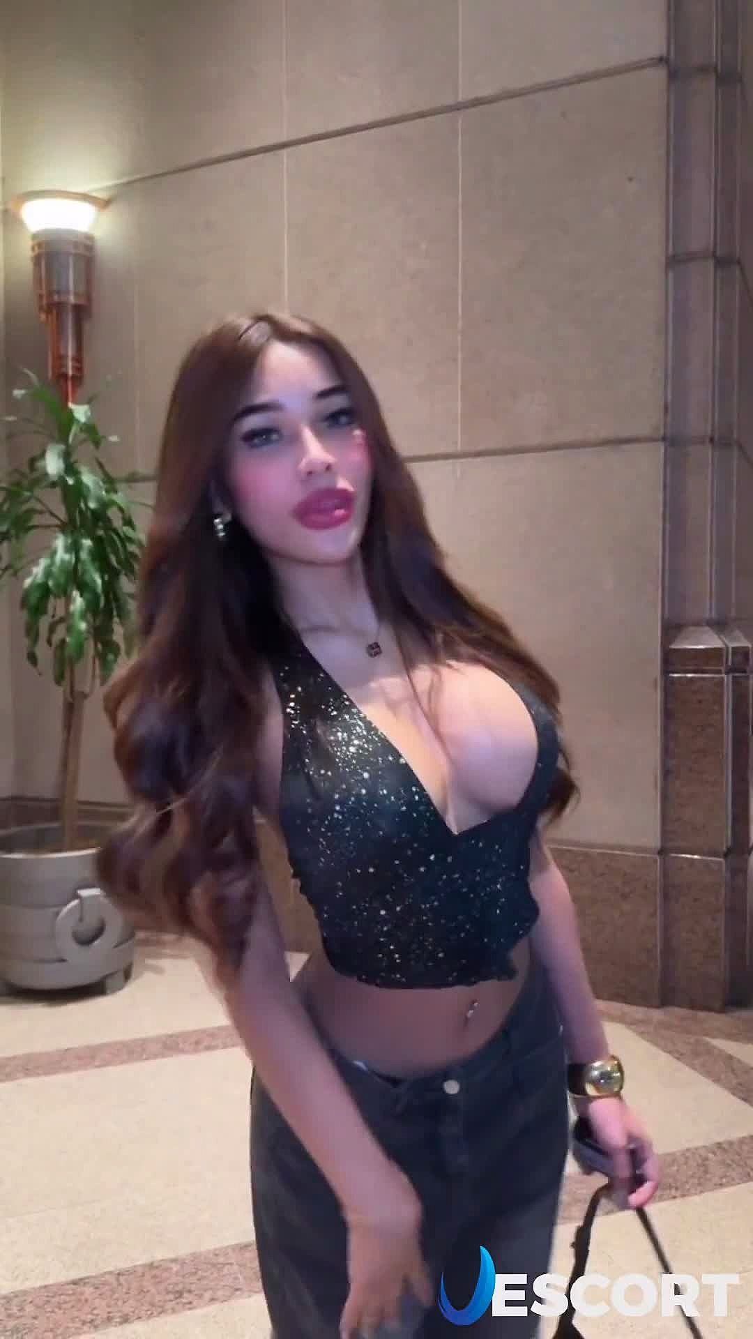Vara Video Background