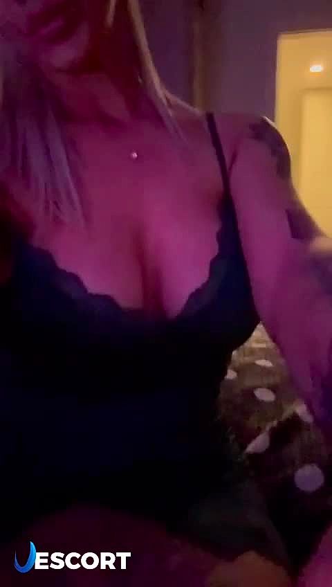 Rebeca Video Background