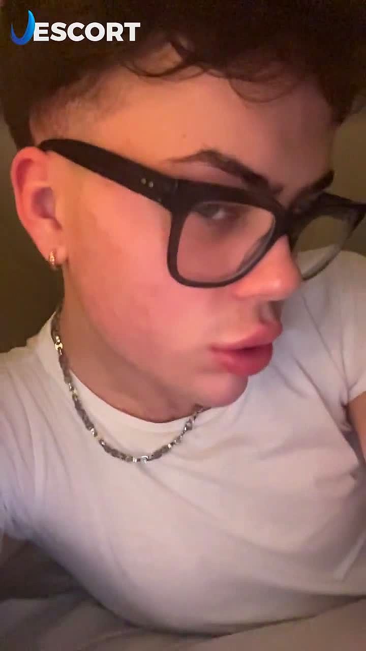 YoungM Video Background