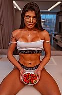 Carla Ferraz - London Escorts
