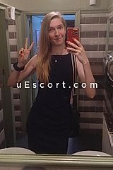 IsabellaDreamHole