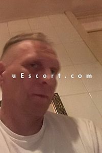 Danny - Male escorts Swansea