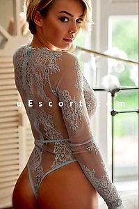 Naomi - Escort girls Cardiff