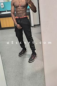 Victor - Luton Boy Escorts