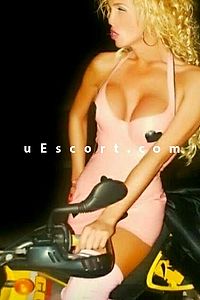 Erotica - Trans / TS Escort Brighton