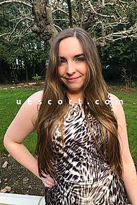Roxy - Newmarket Escorts