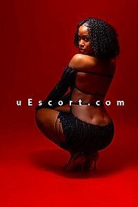 Esther black girl - Male escorts Stratford