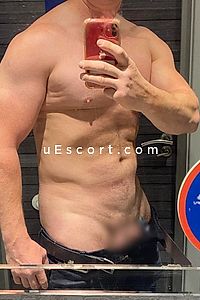 NaughtyBull - Ipswich Boy Escorts
