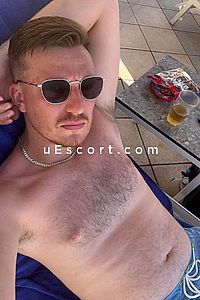 Nic26 - Camberley Boy Escorts