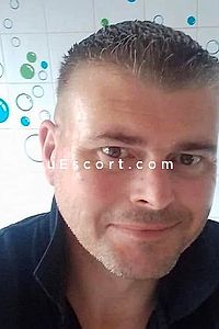 Chris - Solihull Boy Escorts