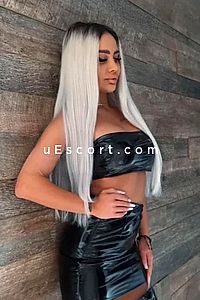 Isabela - Poole Escorts