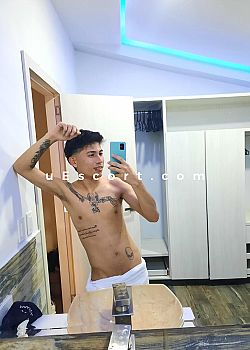 deivi colombian boy Male escorts London