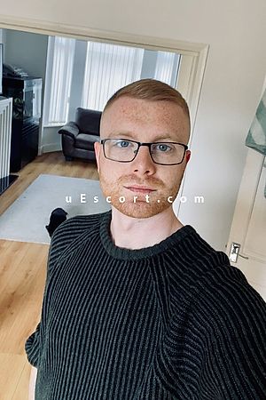 Luke - Male escorts Hull