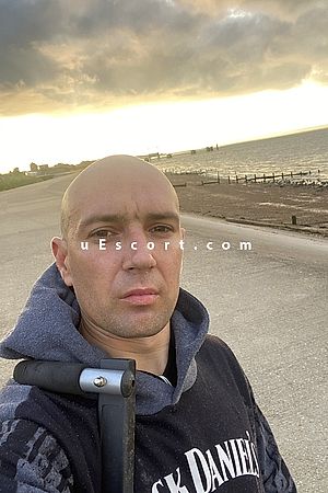 Alex344 - Male escorts Kent