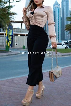 Celina - Surrey Escorts