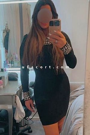 Cleo - Dartford Escorts