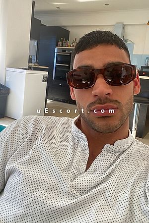 Leonidas - Male escorts London