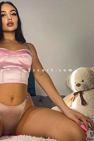 CHANEL - Escort girls London