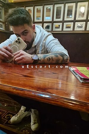 Tombadi - Male escorts Sutton Coldfield