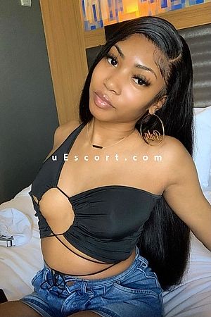 MiaPartyGirl - Escort girls Manchester