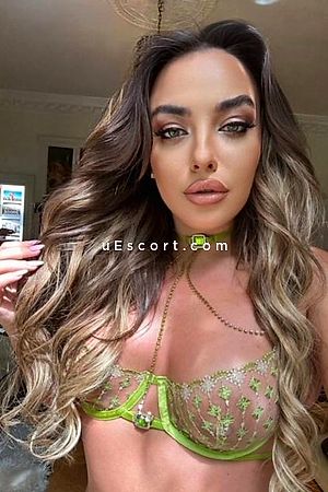 Candy - London Escorts