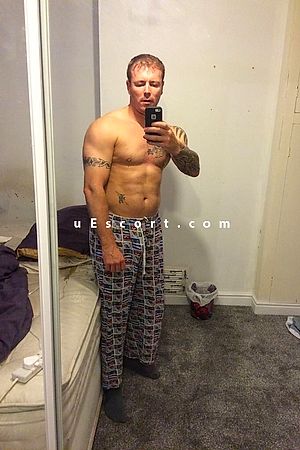 Jon - Male escorts Essex