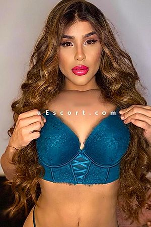 Mavibrazi - Trans / TS Escort London